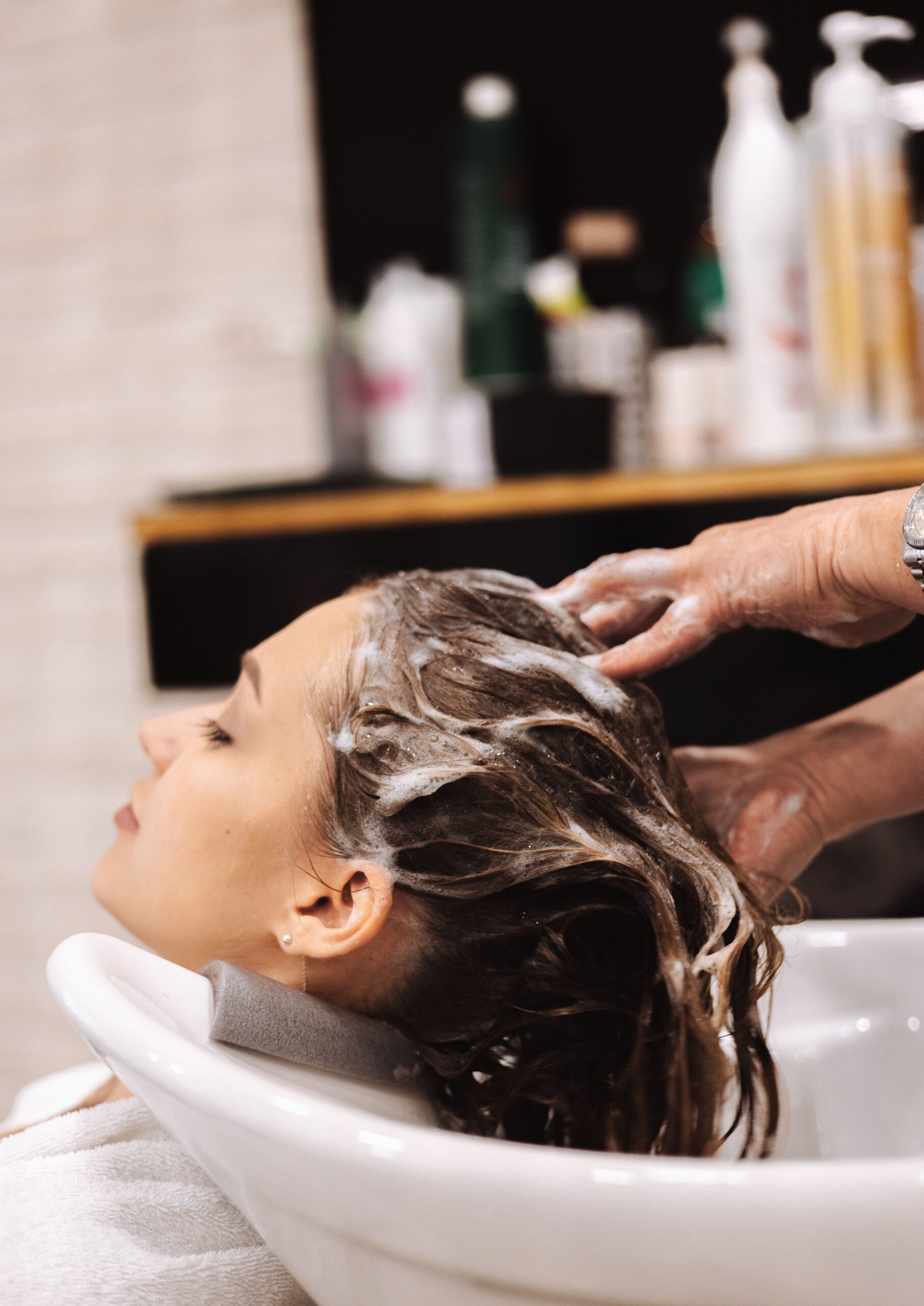 シャンプーとヘアケア用品